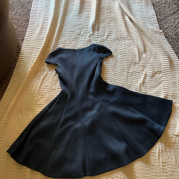 Julia Jordan dress size 4 - Picture 2 of 3